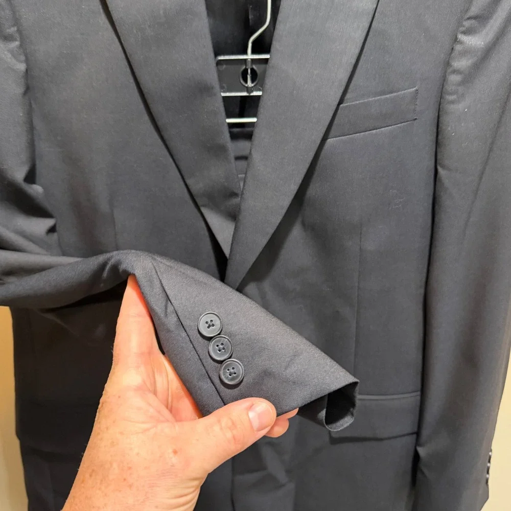 Austin Reed Suit Men 39R 